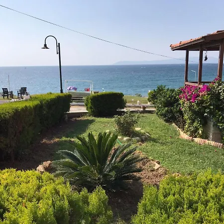 Villa Esenyali 1